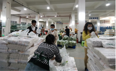 爽爽貴陽城 暖暖貴陽人 黨旗在保供陣地飄揚(yáng) 黨員在基層一線沖鋒——記貴陽市供銷社系統(tǒng)干部職工傾情傾力抗疫情、保供銷